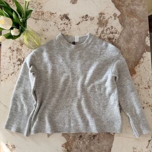 H&M Light Gray Women's Crew Neck Sweater